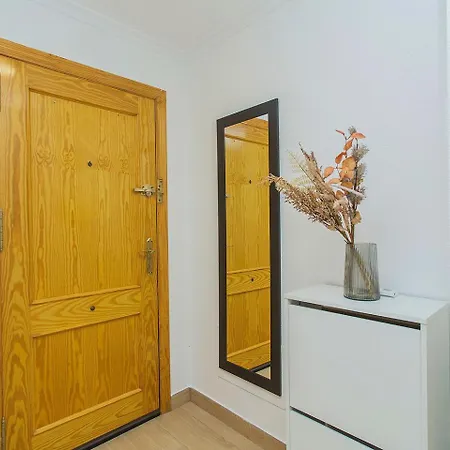 064 New Modern Mood - Alicante Apartment